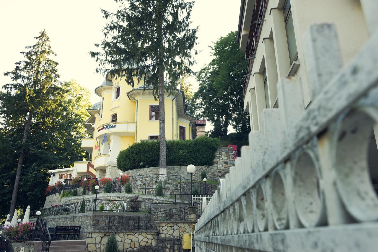 Готель Vila Rica Сленік-Молдова Екстер'єр фото